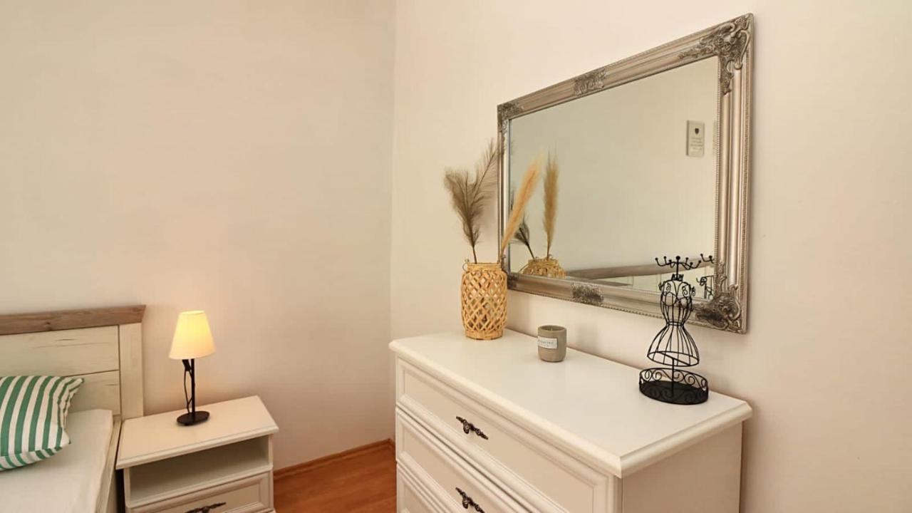 Apartmani Meri เยเซรา ภายนอก รูปภาพ